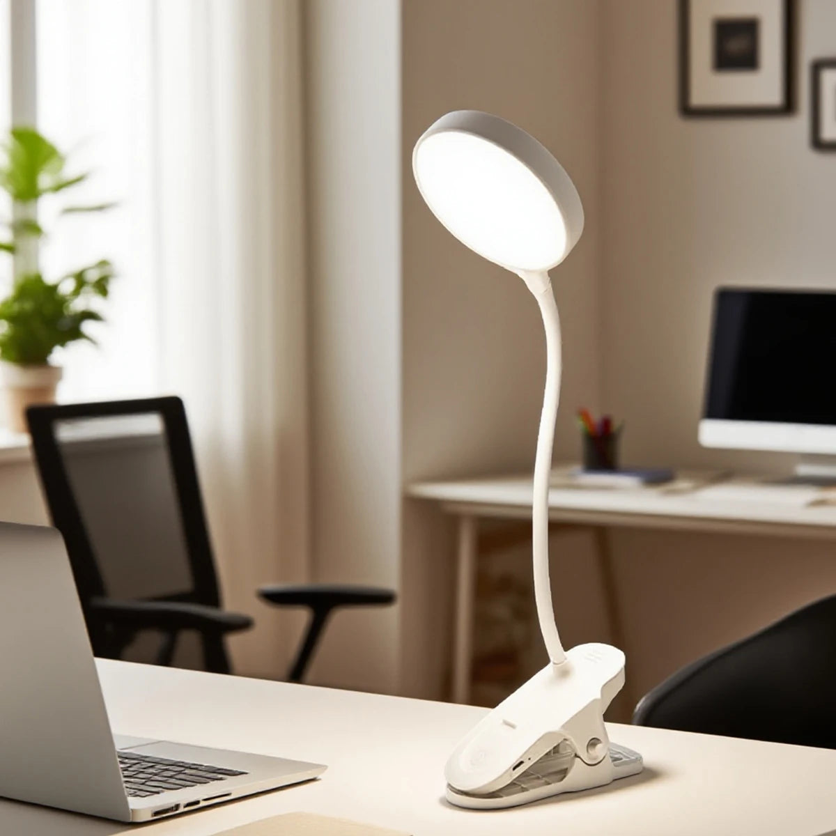 Clamp LED Lamp with Ambient