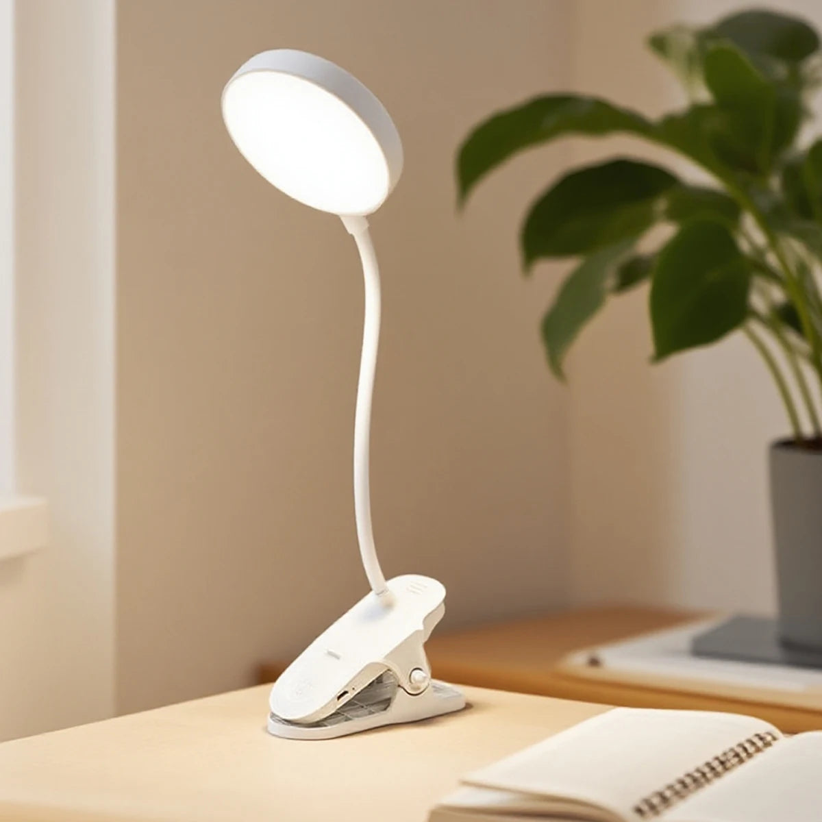 Clamp LED Lamp with Ambient